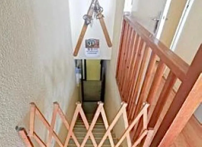 Blocation - - 2 Ch - 8 Pers - Place Parking Couvert - Menage En Suppl *